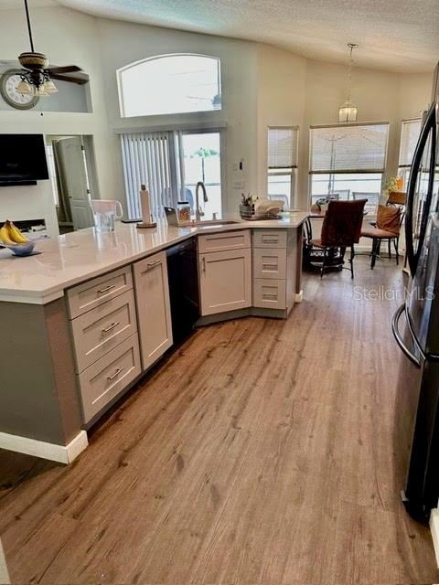 15545 Markham Drive - Photo 4
