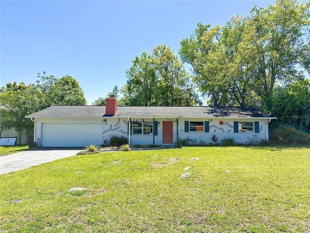 1302 Se 18th Place - Photo 0