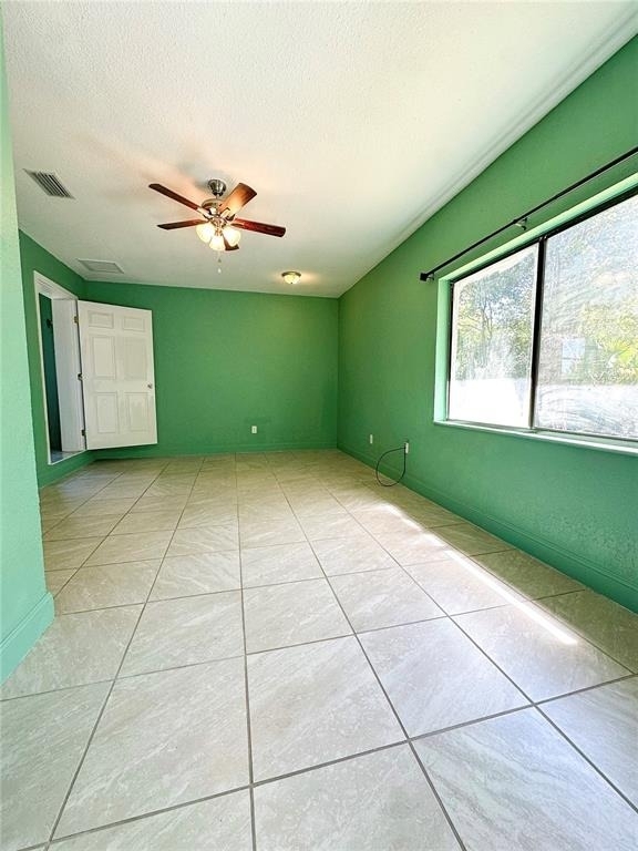 1302 Se 18th Place - Photo 12