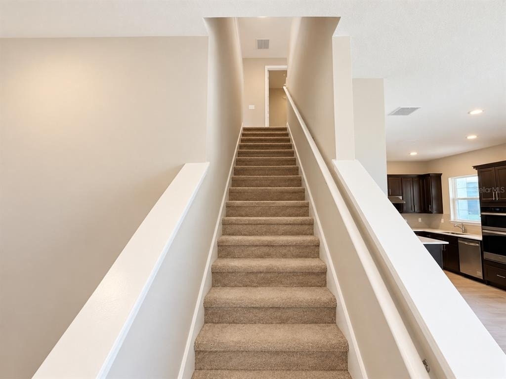 16406 Lone Oak Circle - Photo 12