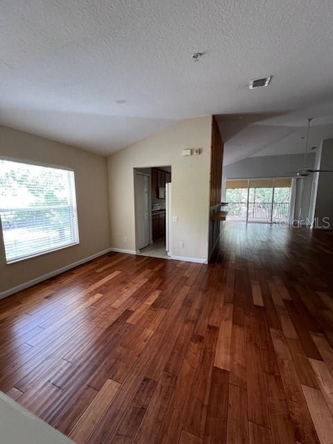 2511 Metro Sevilla Drive - Photo 3