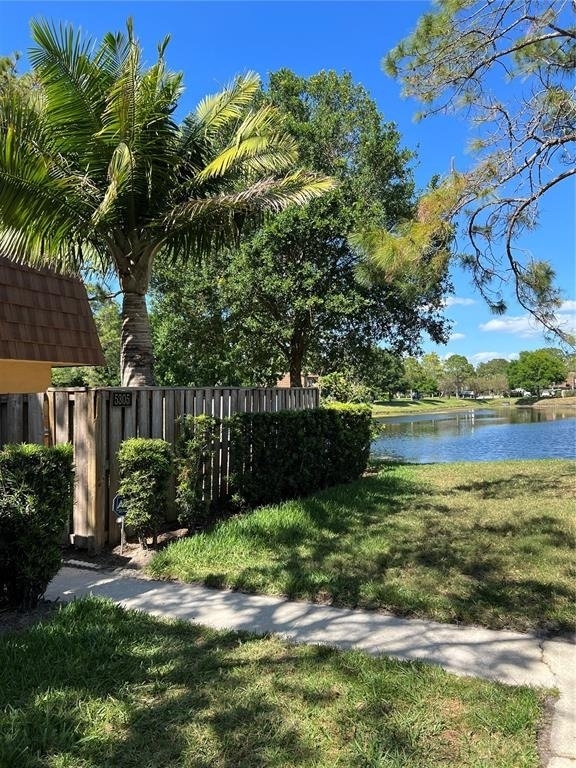 5305 Bamboo Court - Photo 2