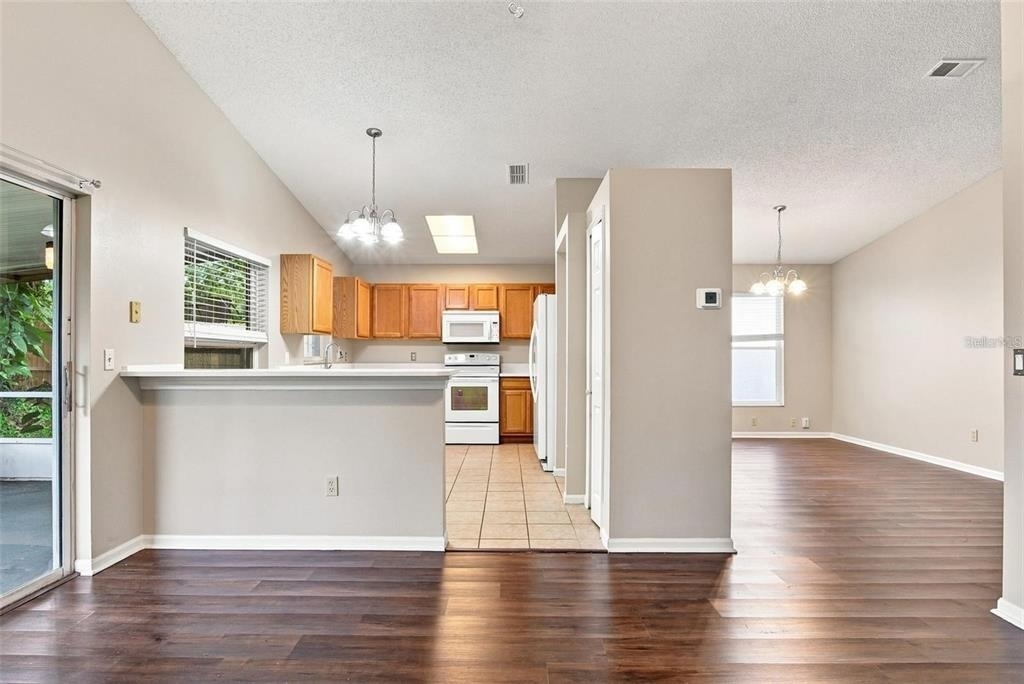 562 Short Pine Circle - Photo 10