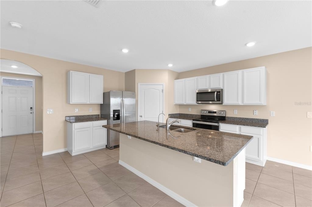 1461 Olive Court - Photo 8