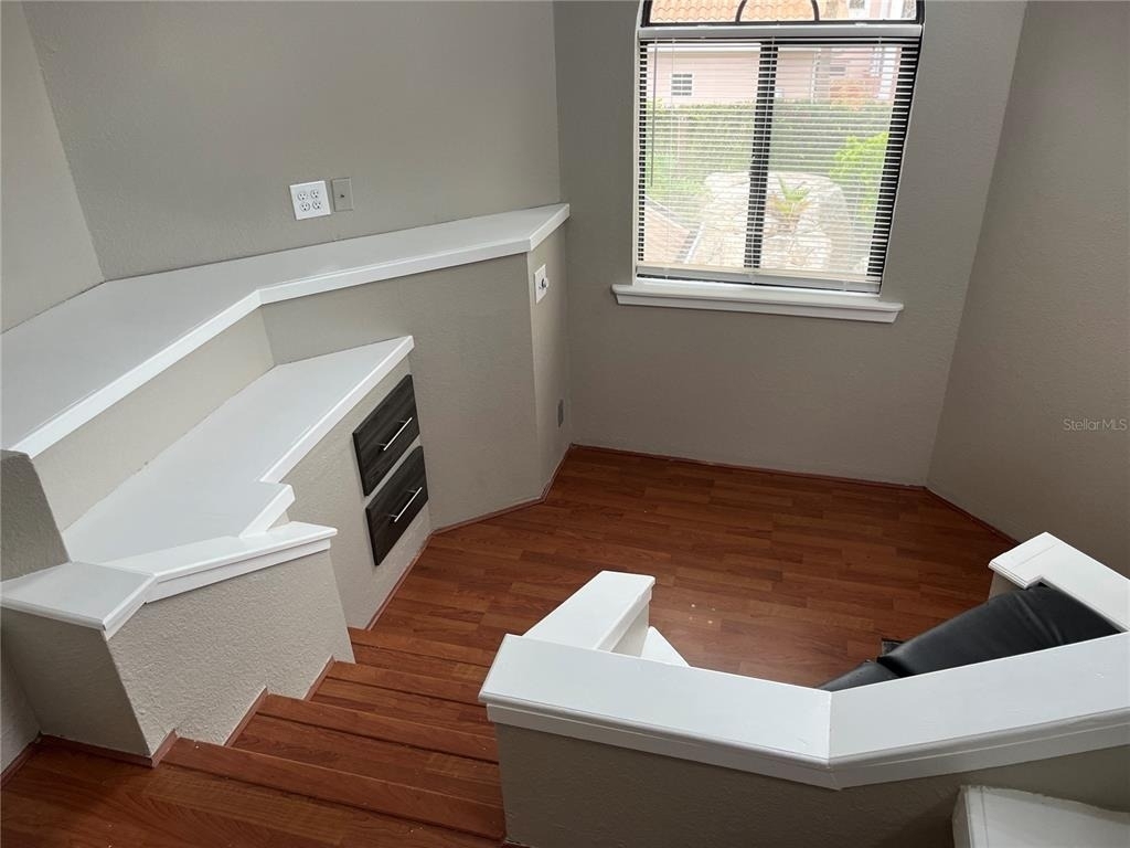 421 E Miller Street - Photo 25