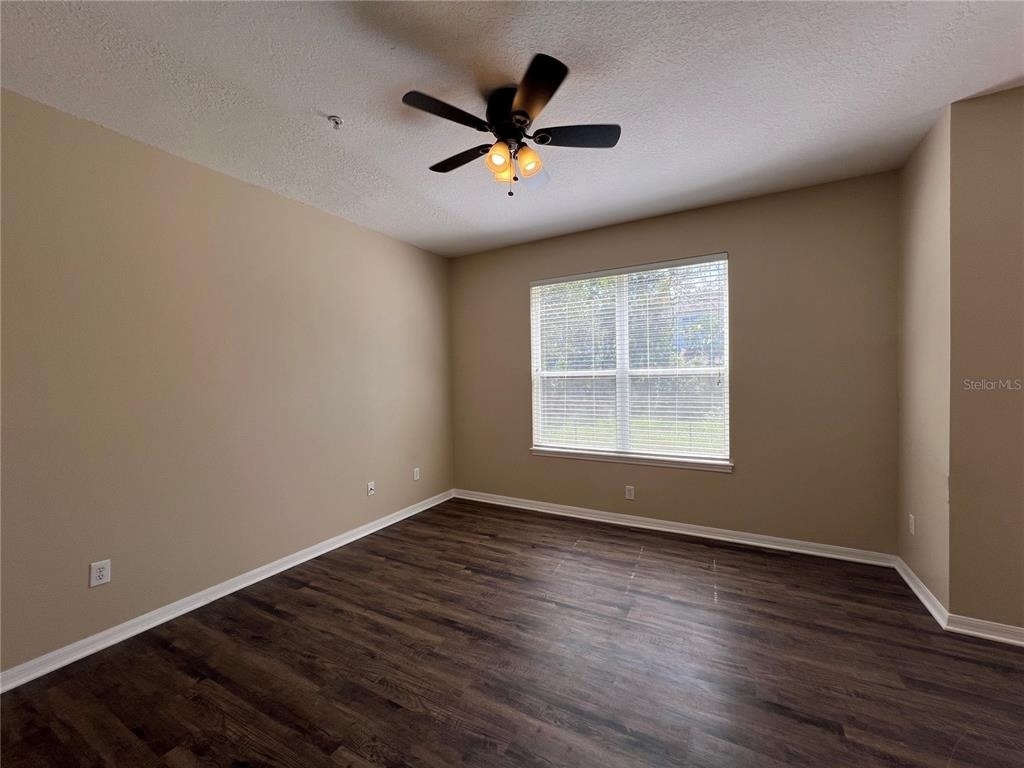 1720 San Jacinto Cir - Photo 3