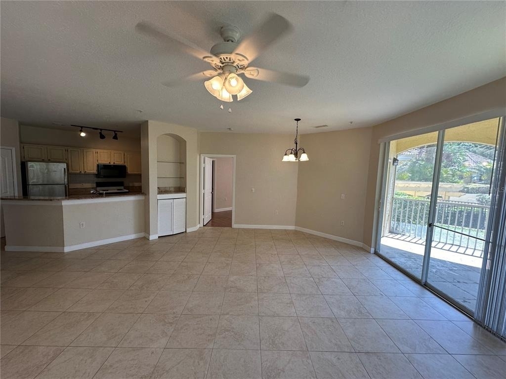 1408 Lake Shadow Circle - Photo 4