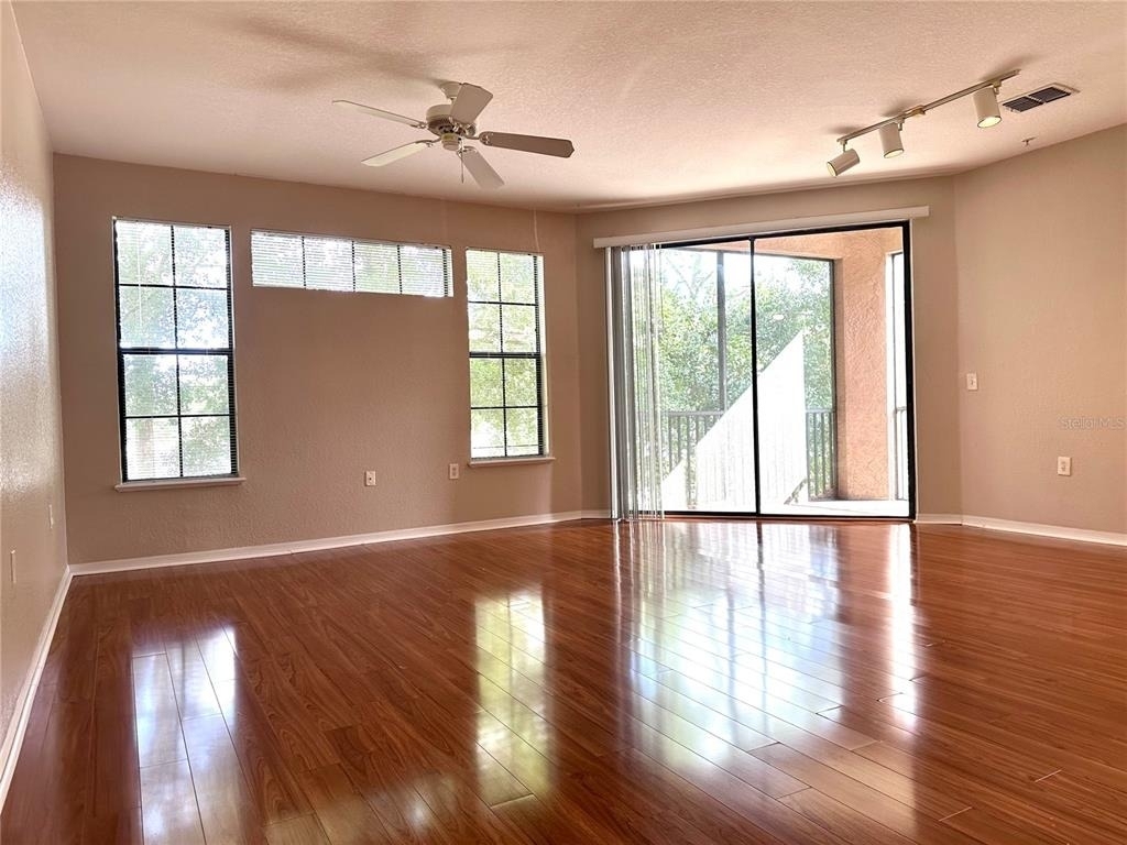 6177 Metrowest Boulevard - Photo 7