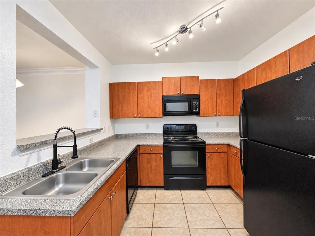 204 E South Street - Photo 9