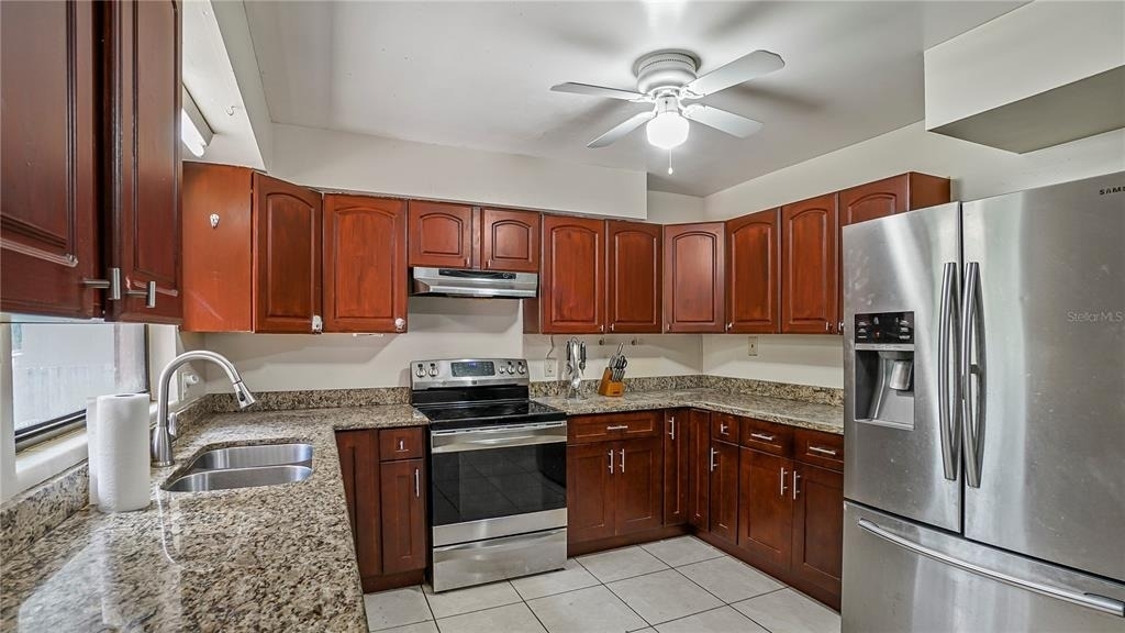 5717 Lawndale Road - Photo 10