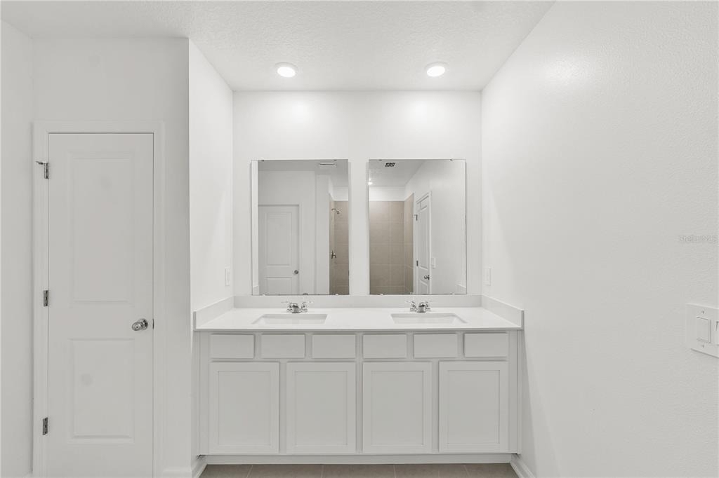 4753 Golden Knight Boulevard - Photo 15