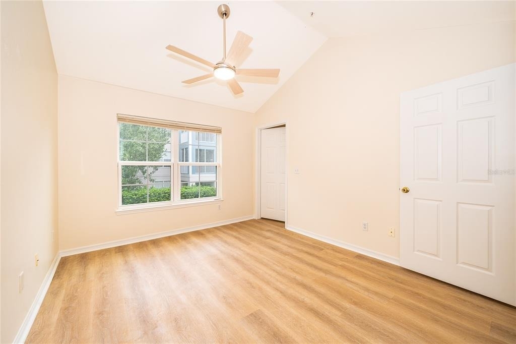 6593 Queens Borough Avenue - Photo 20