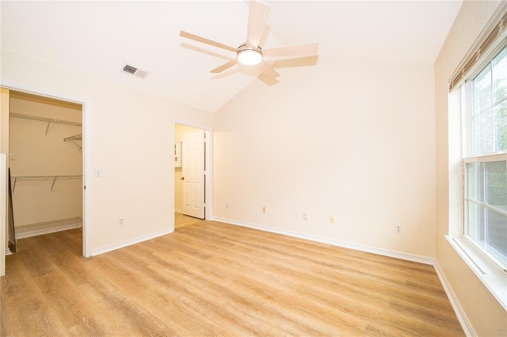 6593 Queens Borough Avenue - Photo 19