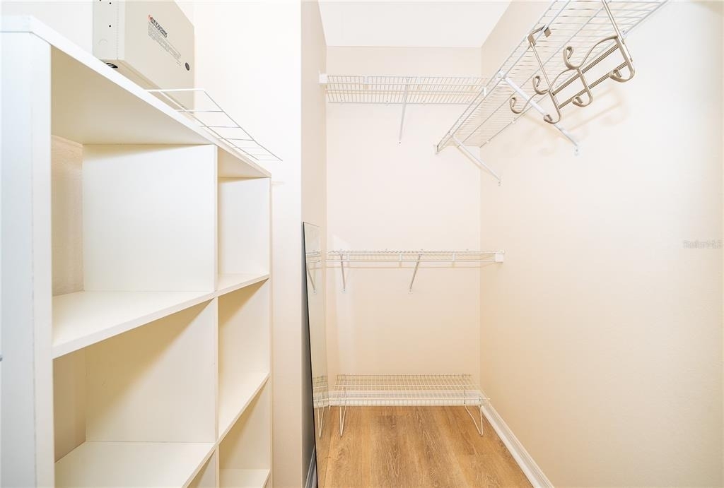 6593 Queens Borough Avenue - Photo 14