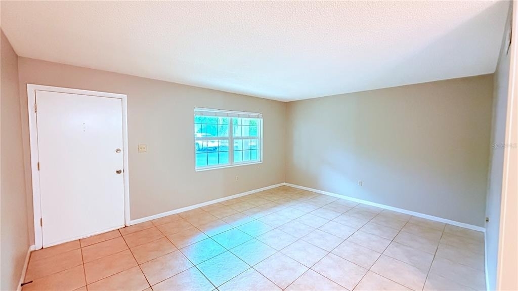 2500 Lee Road - Photo 2