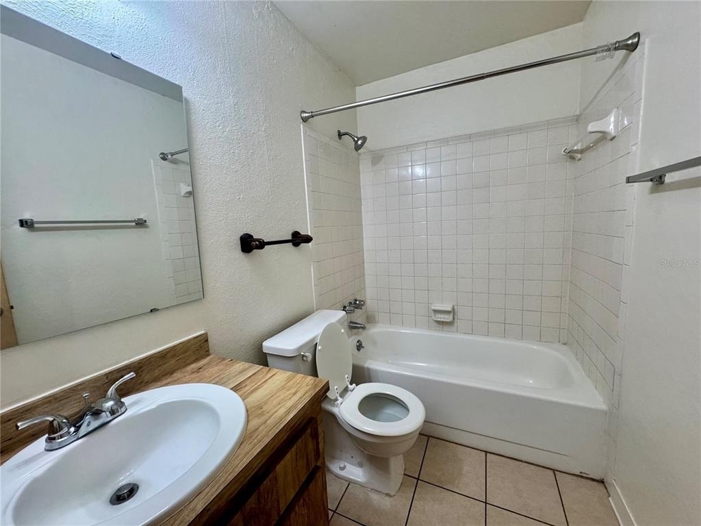 7415 Highland Grove Drive - Photo 14
