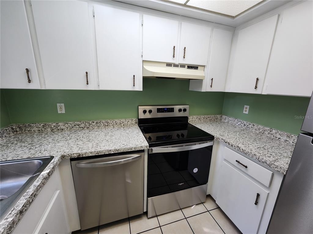 702 Sw 70 Terrace - Photo 8