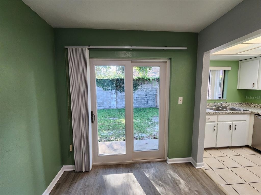 702 Sw 70 Terrace - Photo 10