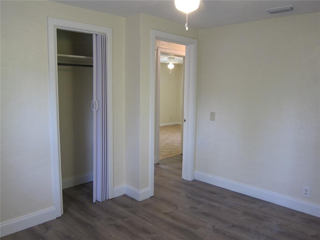 2325 Se 12 Street - Photo 2