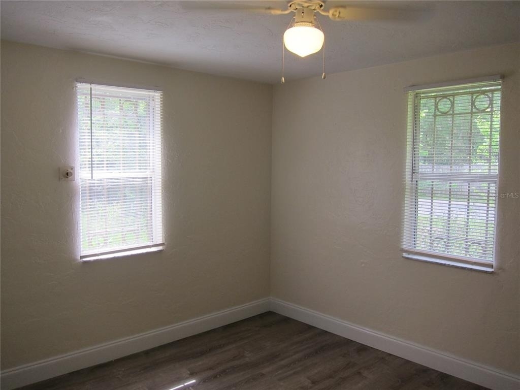 2325 Se 12 Street - Photo 6