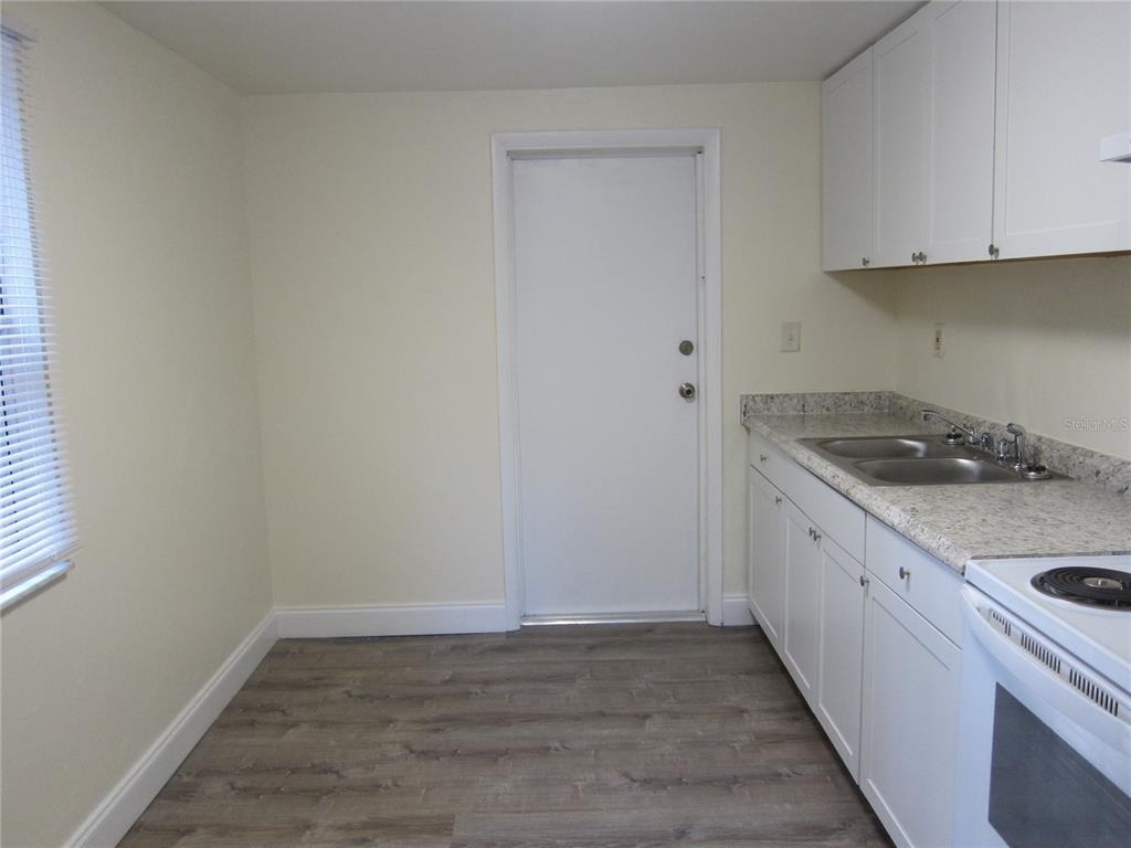 2325 Se 12 Street - Photo 16