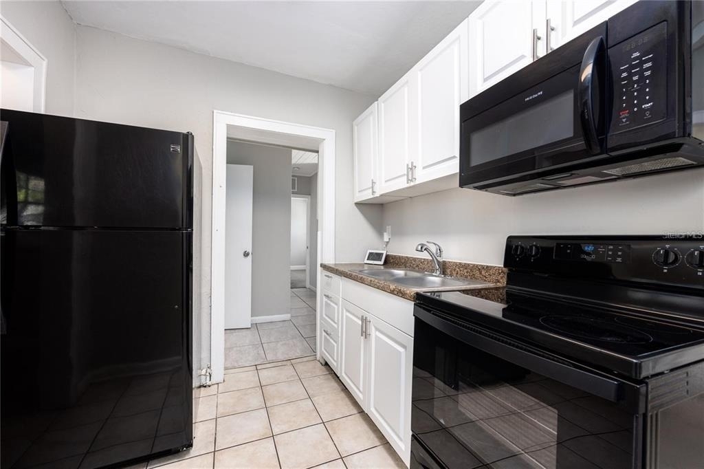 319 Nw 16th Avenue - Photo 3