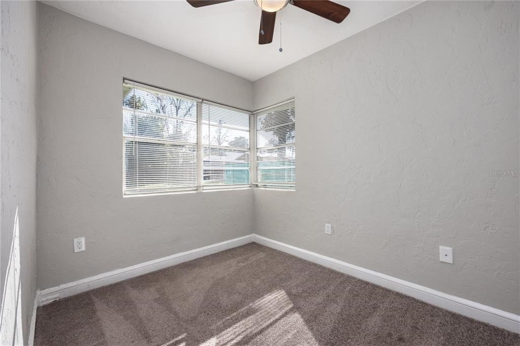 319 Nw 16th Avenue - Photo 18