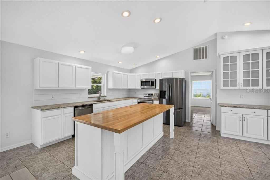 11 Sweetbay Drive - Photo 15