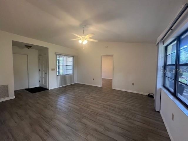 1052 Deer Hollow Boulevard - Photo 6