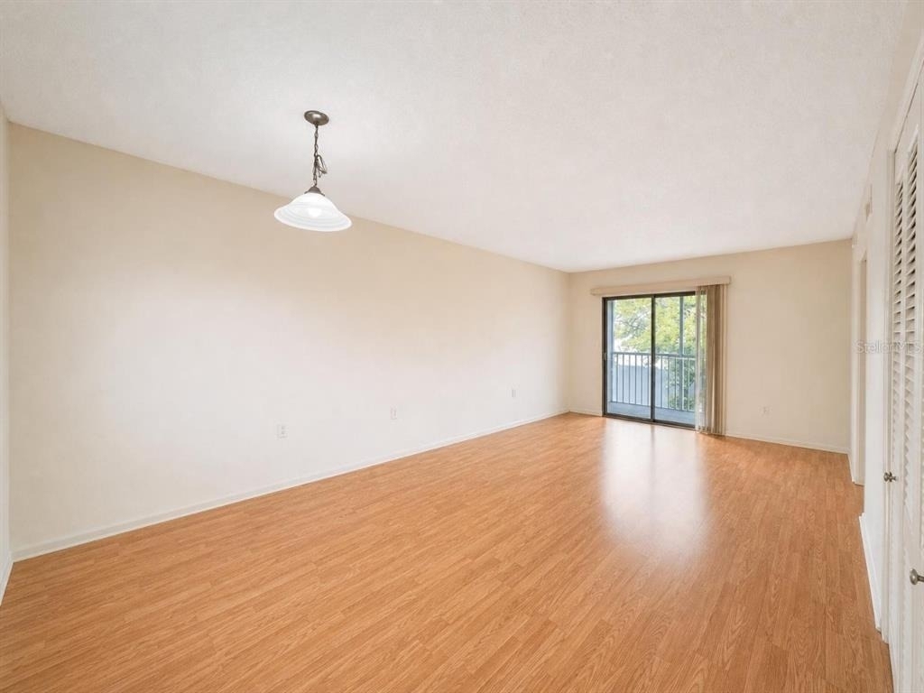 5310 26th Street W - Photo 2
