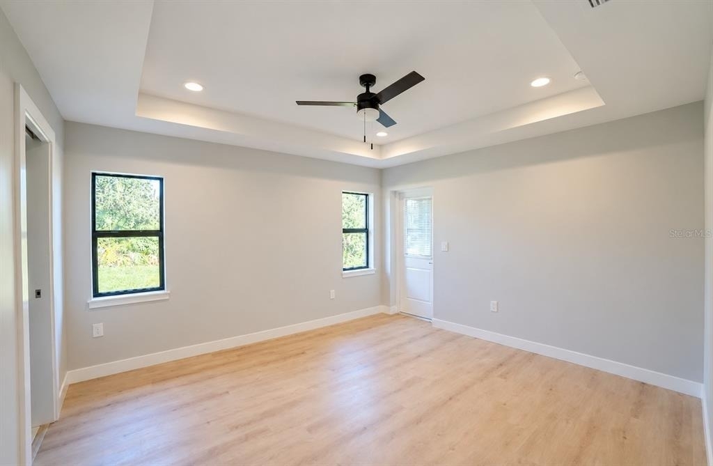 470 Venango Street - Photo 6