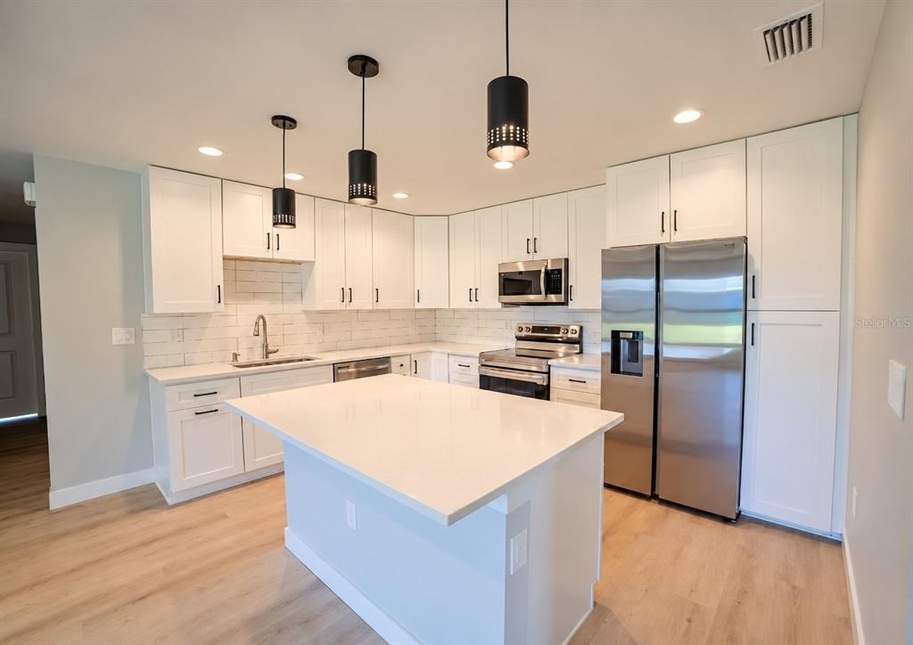 470 Venango Street - Photo 4