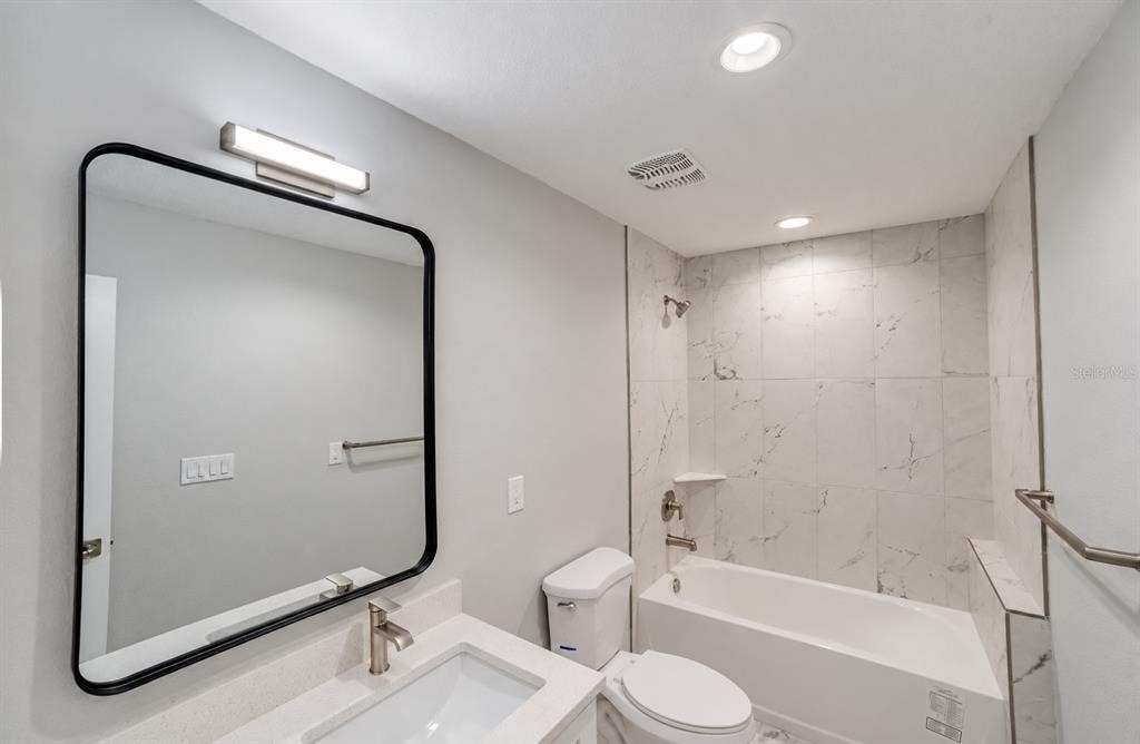 470 Venango Street - Photo 9