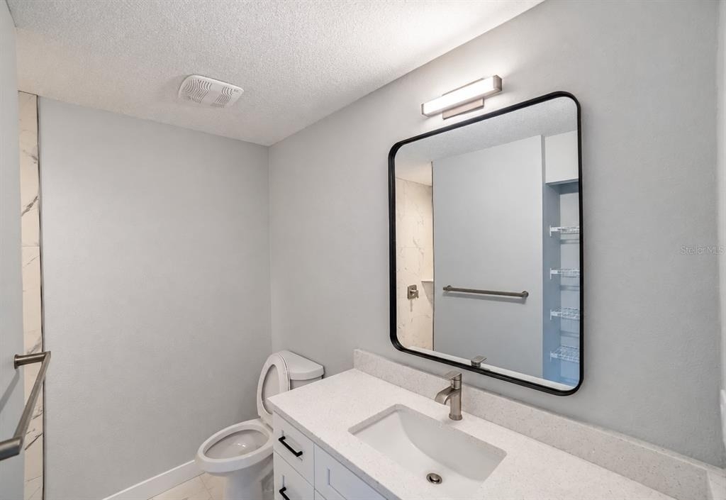 470 Venango Street - Photo 12
