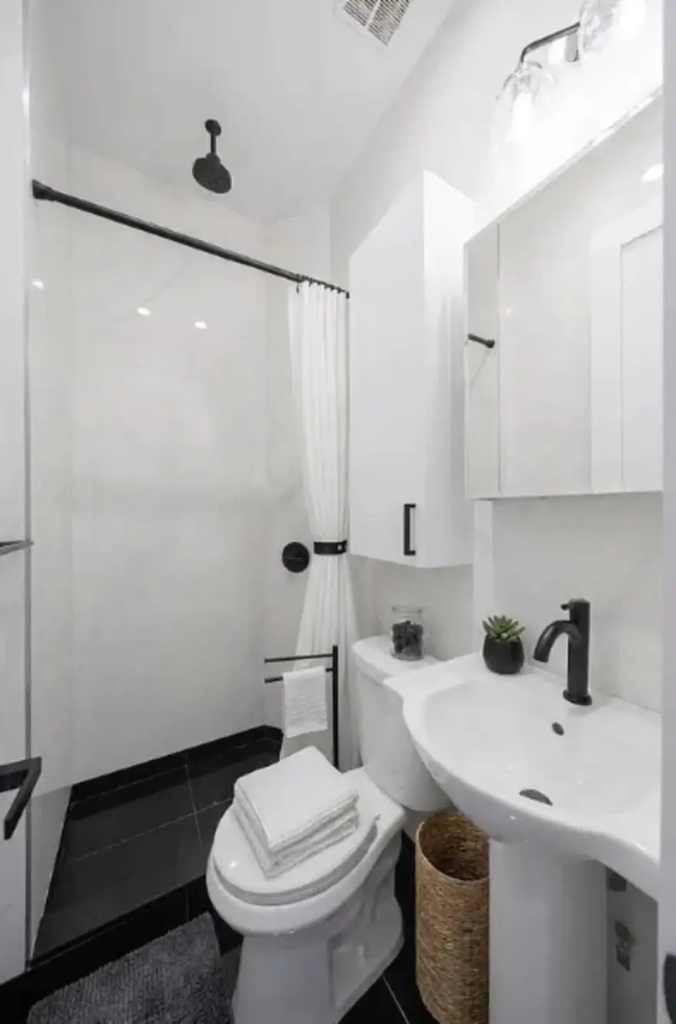 East 7th Street - Photo 2