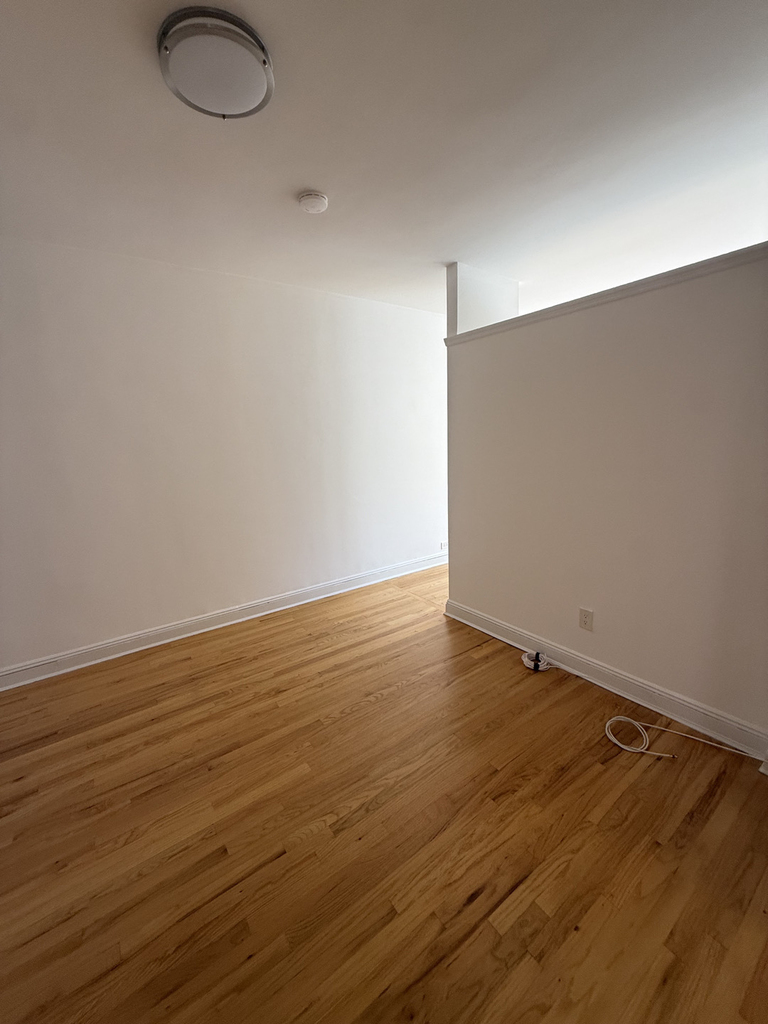 165 East 83rd Street - Photo 12