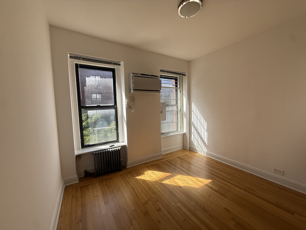 165 East 83rd Street - Photo 3