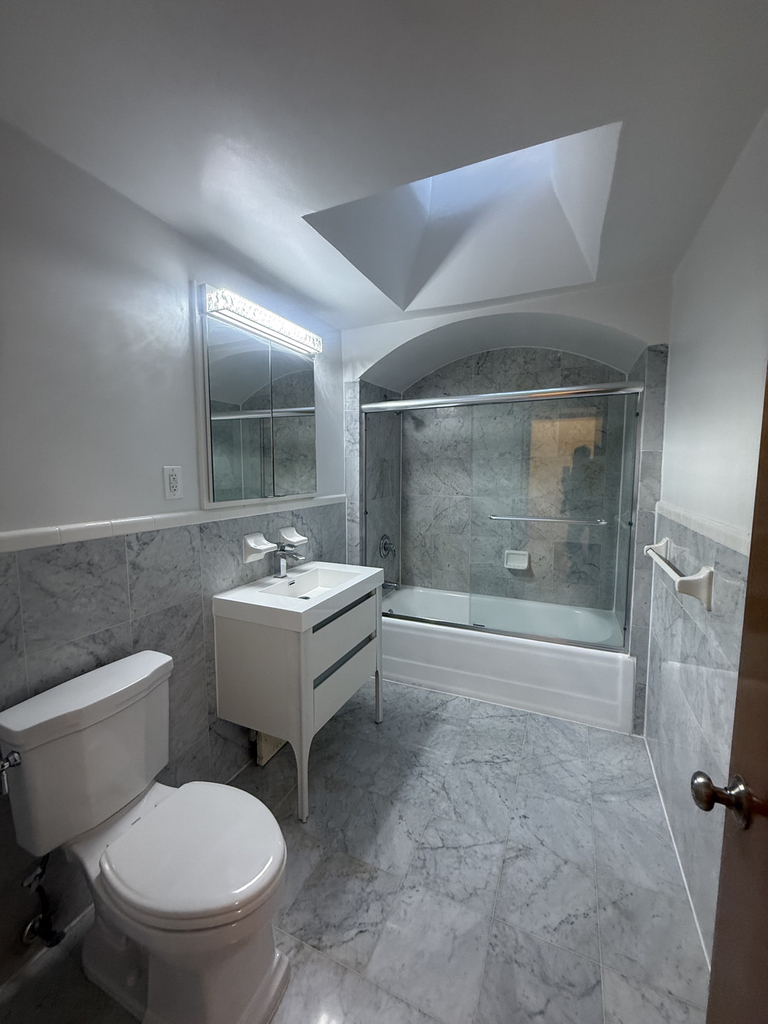 165 East 83rd Street - Photo 8
