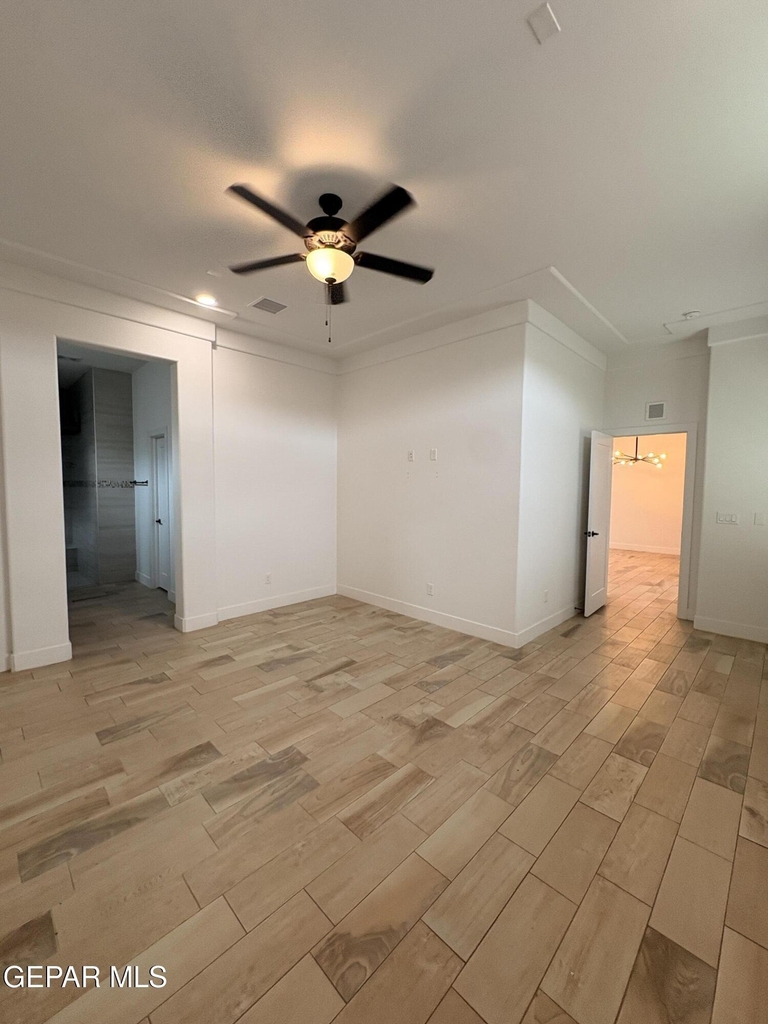 13604 Garforth Avenue - Photo 20