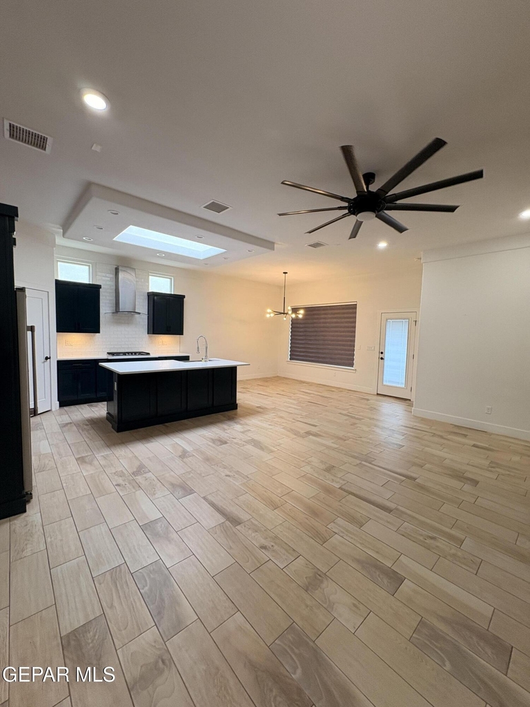 13604 Garforth Avenue - Photo 10
