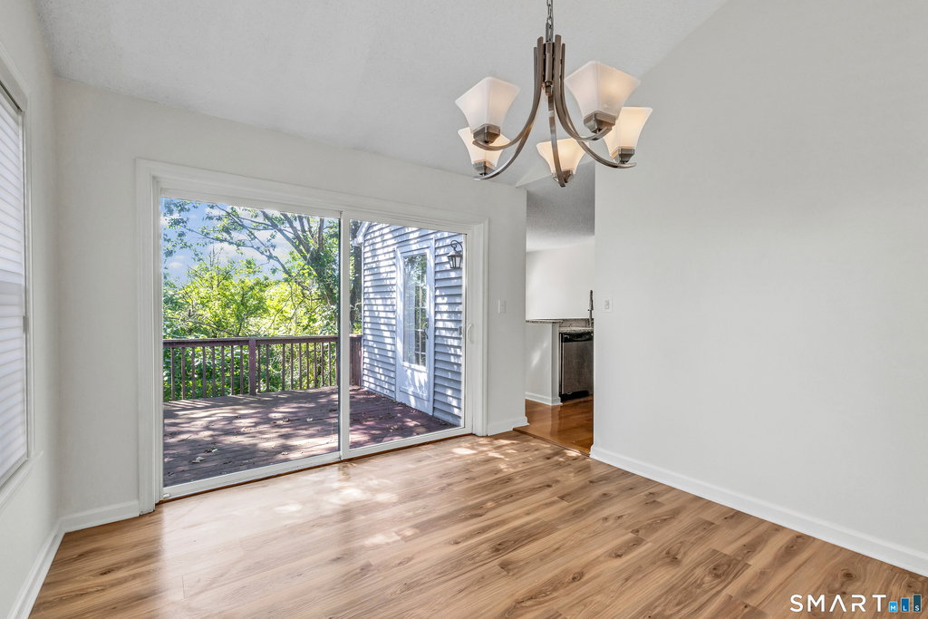 16 Rivendell Drive - Photo 8
