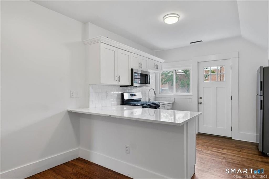 131 Dwight Street - Photo 1