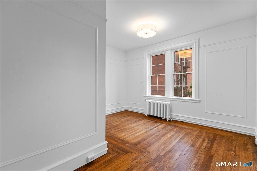 284 Orange Street - Photo 9