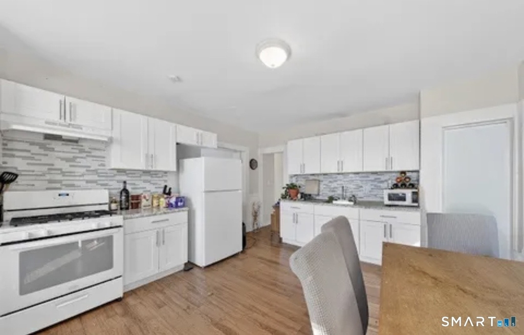 1389 Pembroke Street - Photo 0