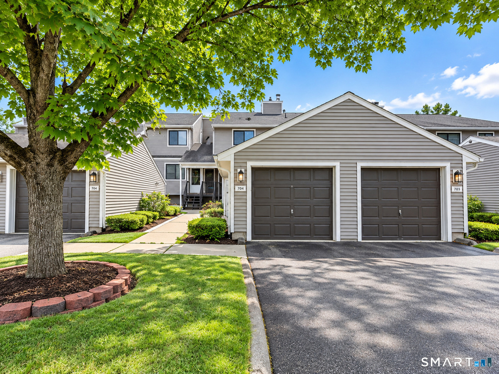 704 Mill Pond Drive - Photo 0