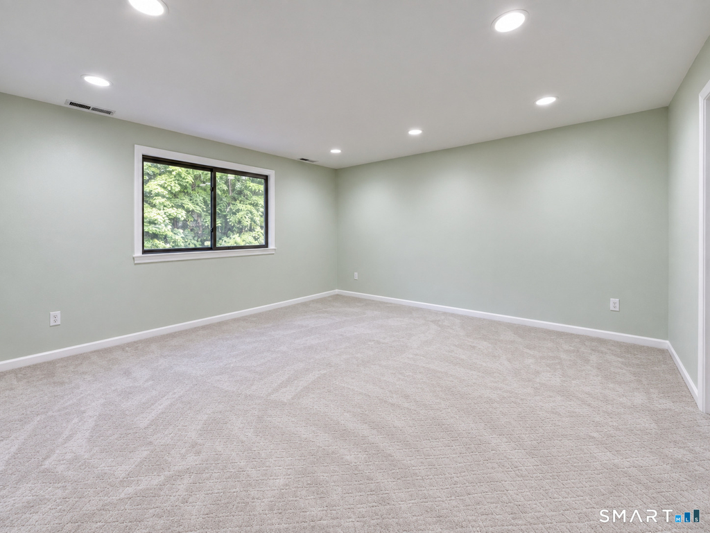 704 Mill Pond Drive - Photo 17