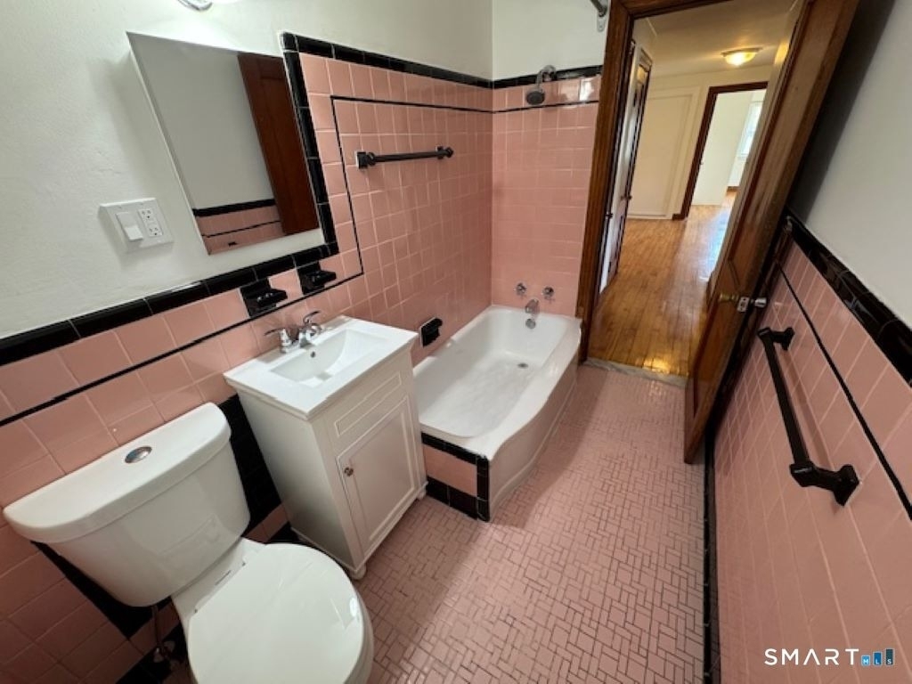 61 Arch Street - Photo 7