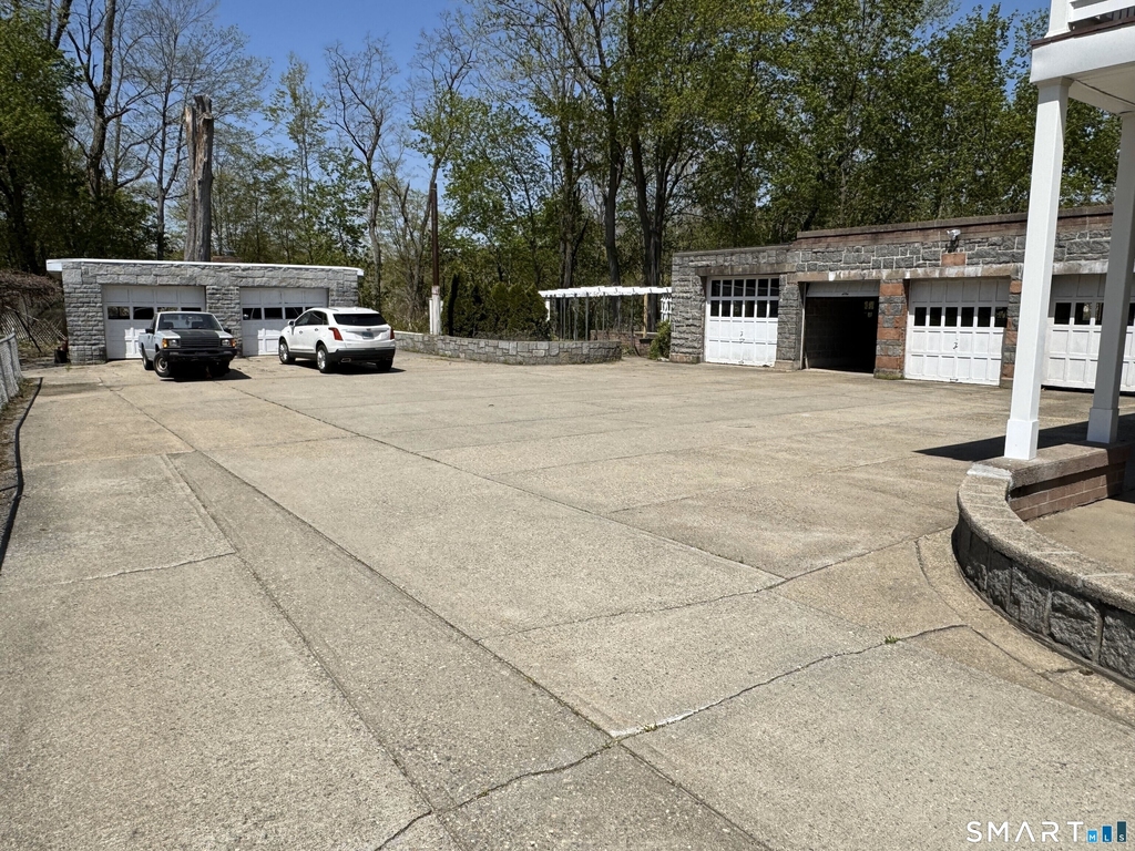 61 Arch Street - Photo 13