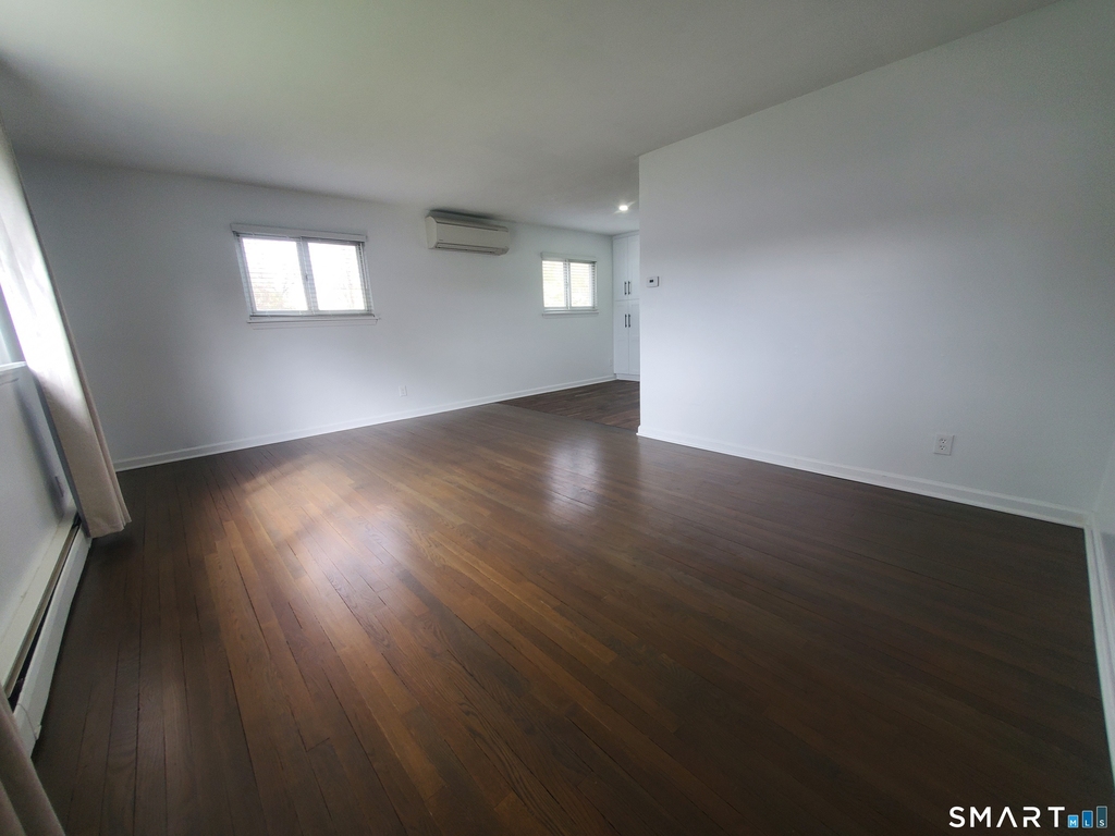 10 Silver Street - Photo 5