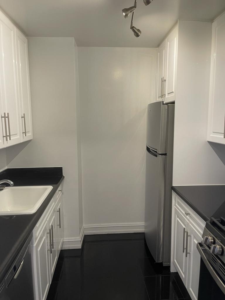 W 52 St / 8th Avenue - Photo 0